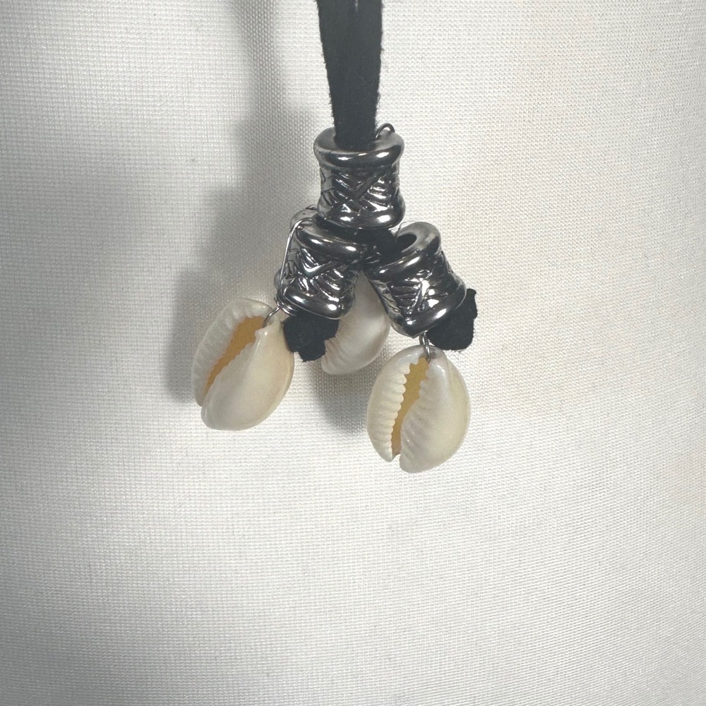 Free People Katie Leather Shell Choker Necklace Womens OS Black White Boho Tie - Picture 4 of 5